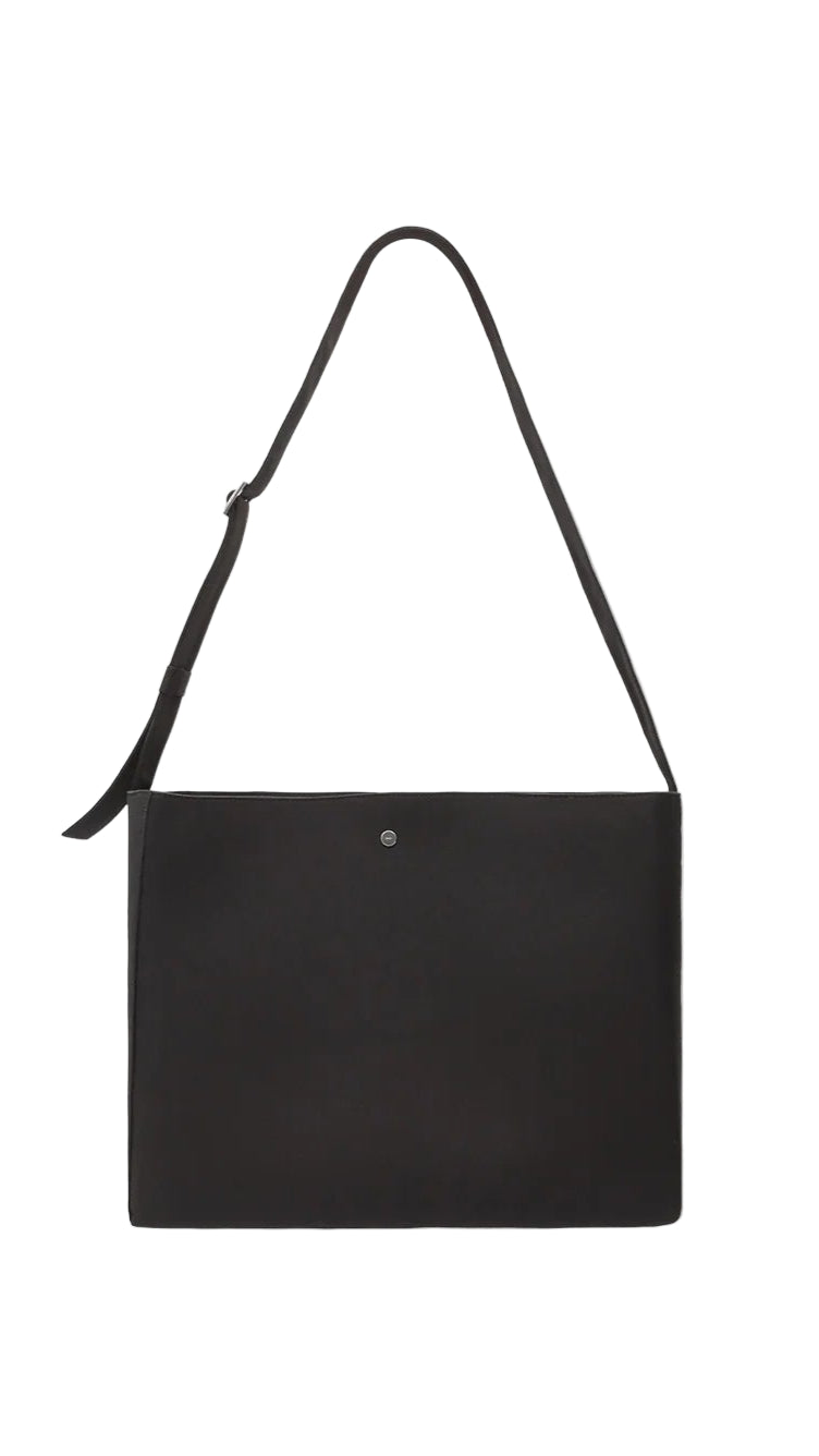 Claror Tote Bag