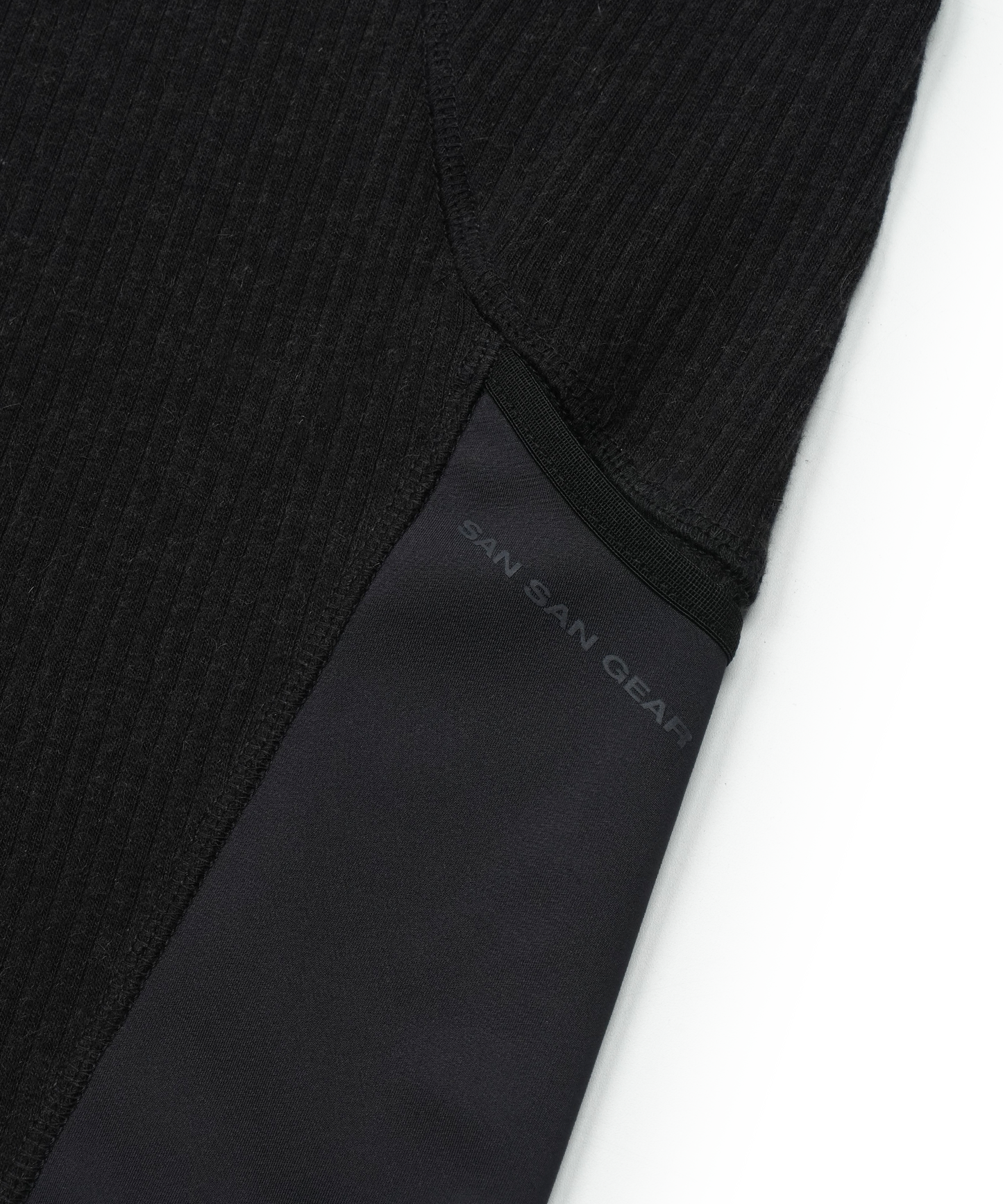 Ribbed Long Sleeves - Black