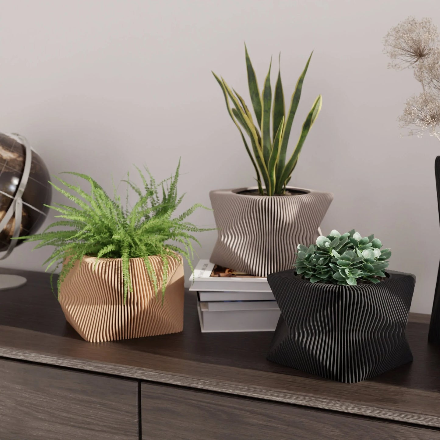 XENOVA Planter
